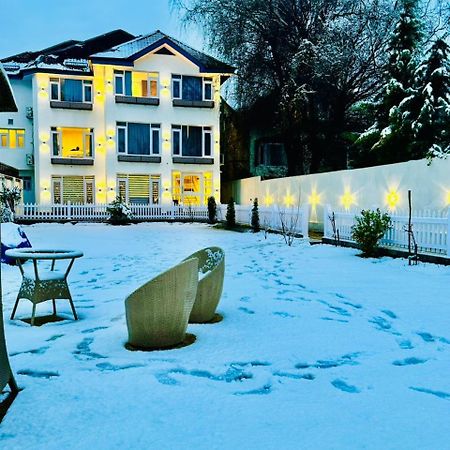 De Elaaf The Luxury Stay Srīnagar 外观 照片