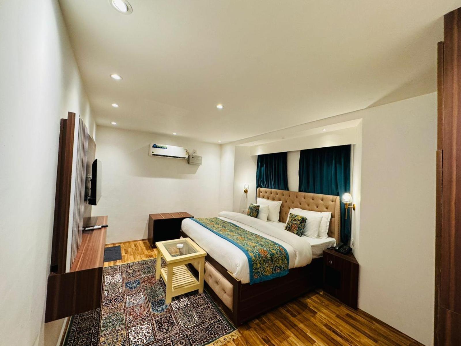 De Elaaf The Luxury Stay Srīnagar 外观 照片