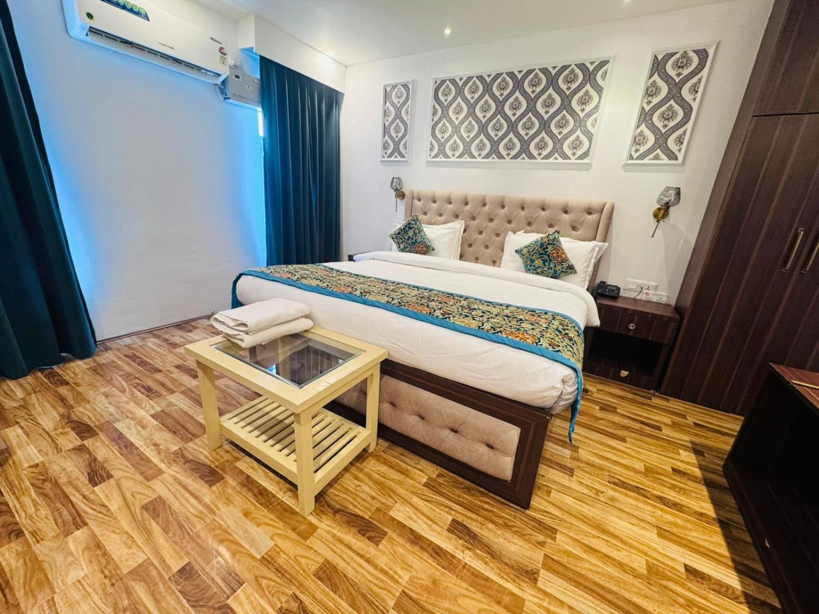 De Elaaf The Luxury Stay Srīnagar 外观 照片