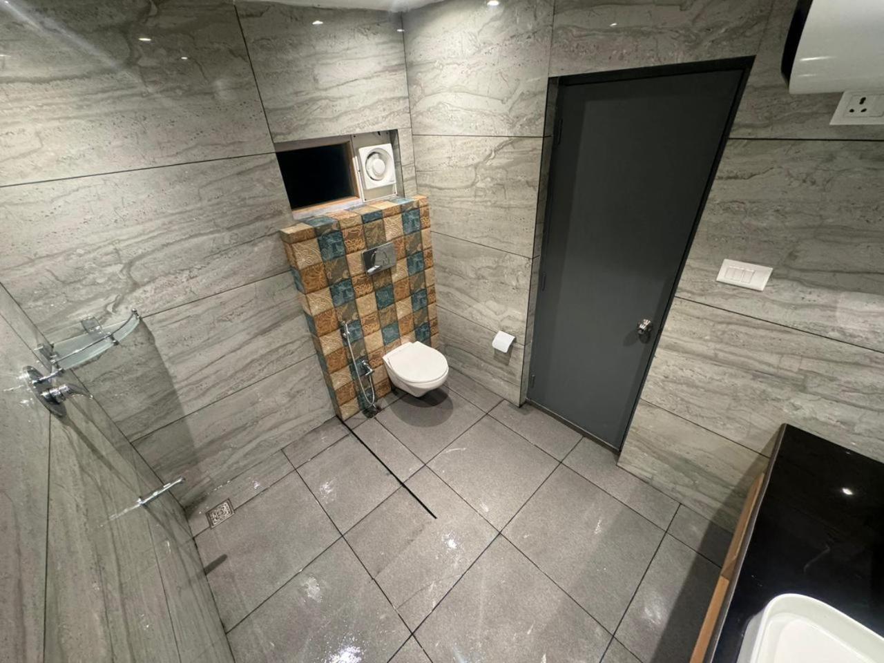 De Elaaf The Luxury Stay Srīnagar 外观 照片