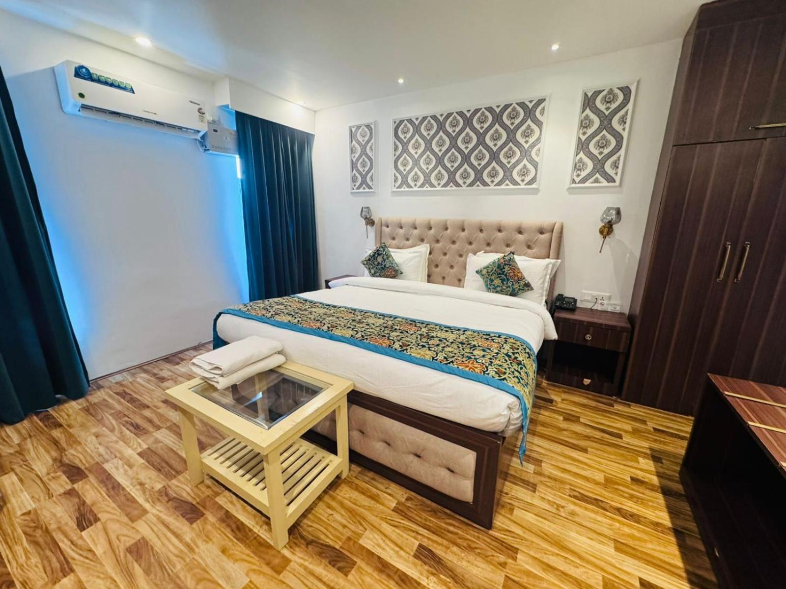 De Elaaf The Luxury Stay Srīnagar 外观 照片