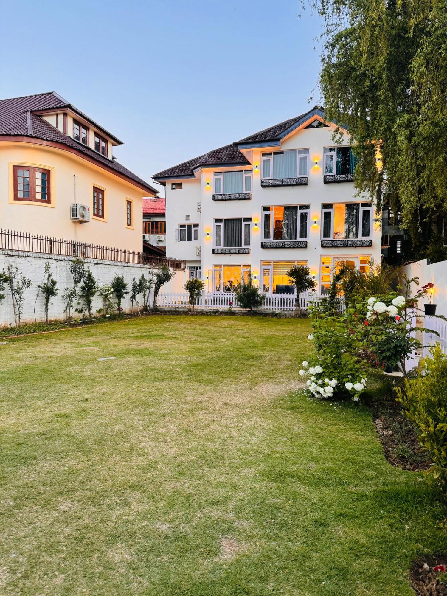 De Elaaf The Luxury Stay Srīnagar 外观 照片